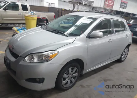 2013 Toyota Matrix S z USA, uszkodzony, nr VIN 2T1LE4EE0DC023235